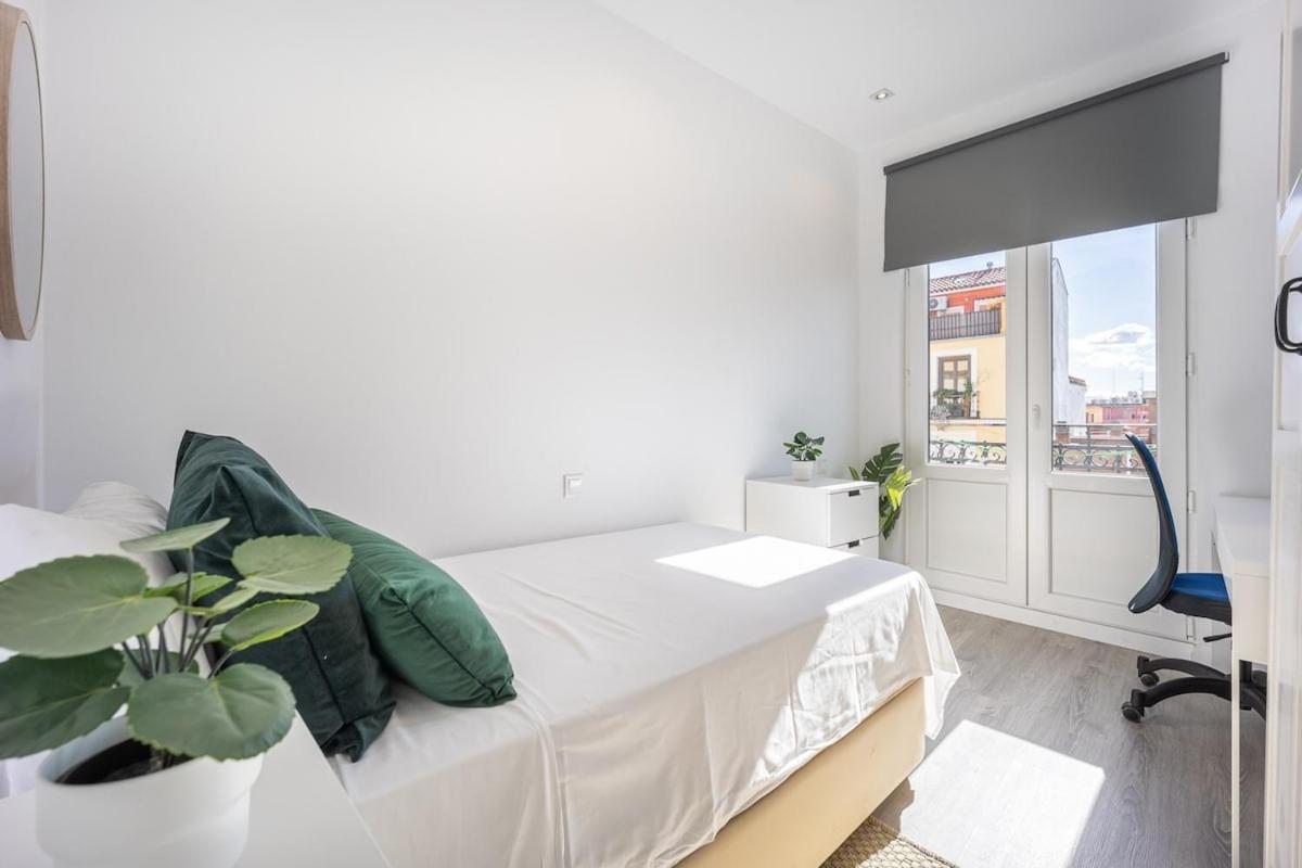 Appartamento Apartamento Con Vistas En Lavapies Madrid Esterno foto